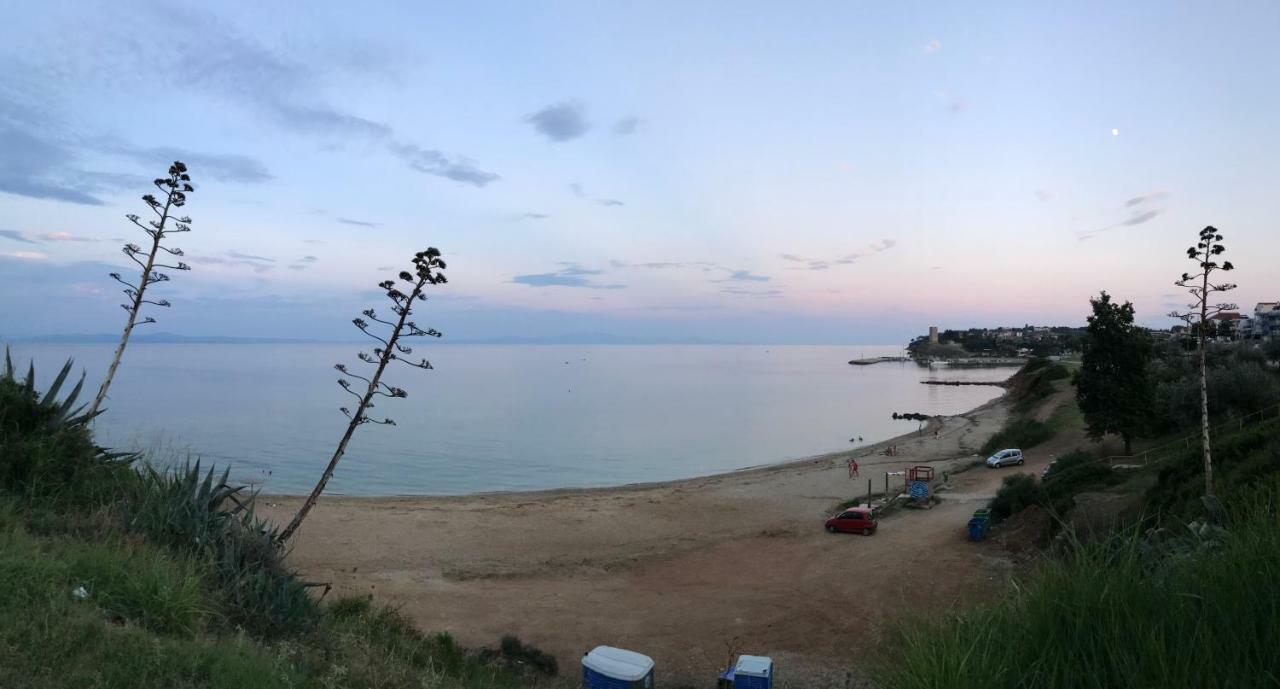 Fokais Beach Apartment Неа-Фокеа Экстерьер фото